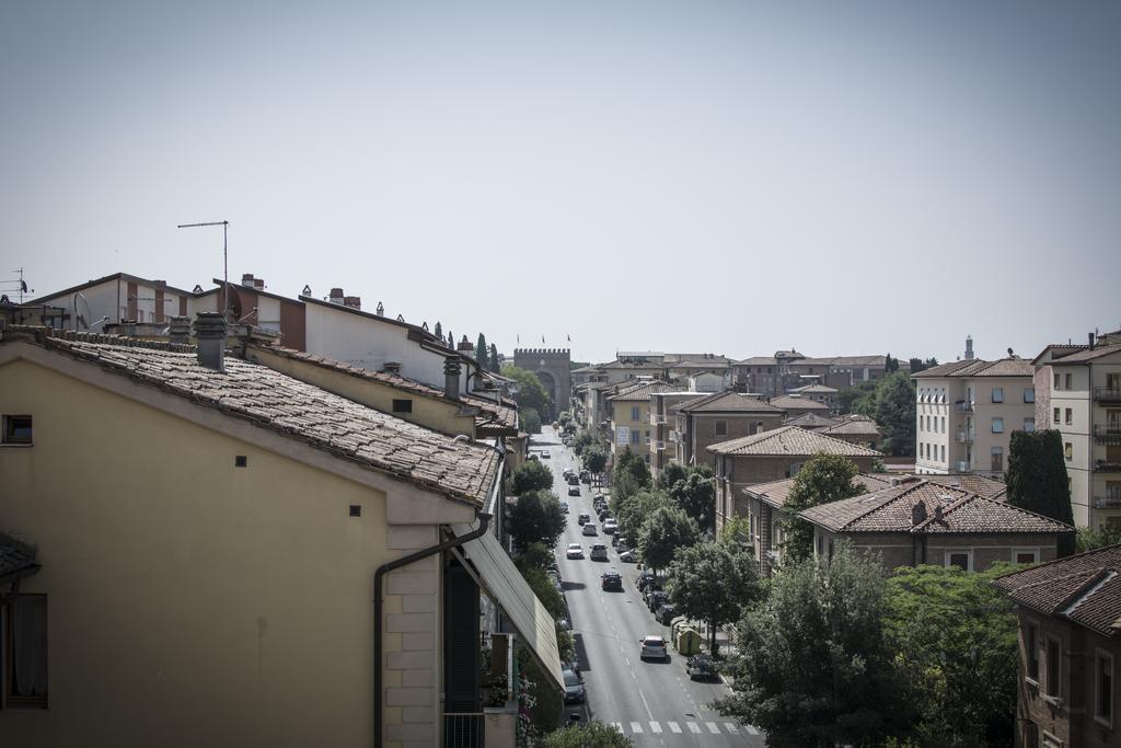 Numero Dodici Appartamento Alpha Siena Bagian luar foto